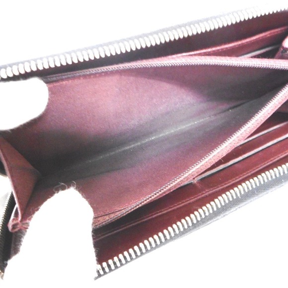 CHANEL Long Wallet Matelasse Lambskin Black - Picture 9 of 10